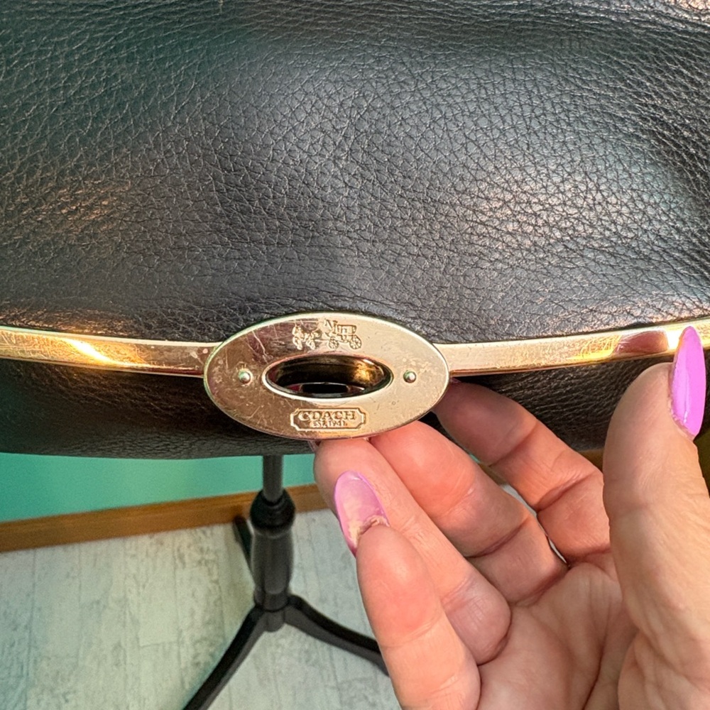 Coach Black Pebbled Leather Shoulder Bag with Silver Hardware - Picture 4 of 15